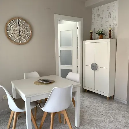 Apartment Acogedor Con Terraza Y Jardin Denia