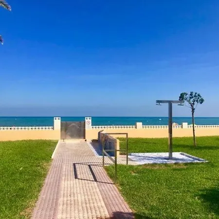 Apartment Acogedor Con Terraza Y Jardin Denia