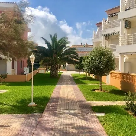 Acogedor Con Terraza Y Jardin Denia