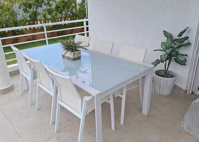 דירה Acogedor Con Terraza Y Jardin *